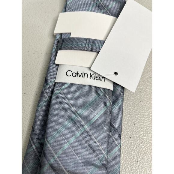 Calvin Klein Gray Plaid Pattern Silk Blend Slim Designer Tie NWT - Picture 5 of 7
